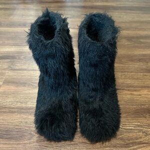 ❗️SOLD❗️Ne-net black faux fur boots
